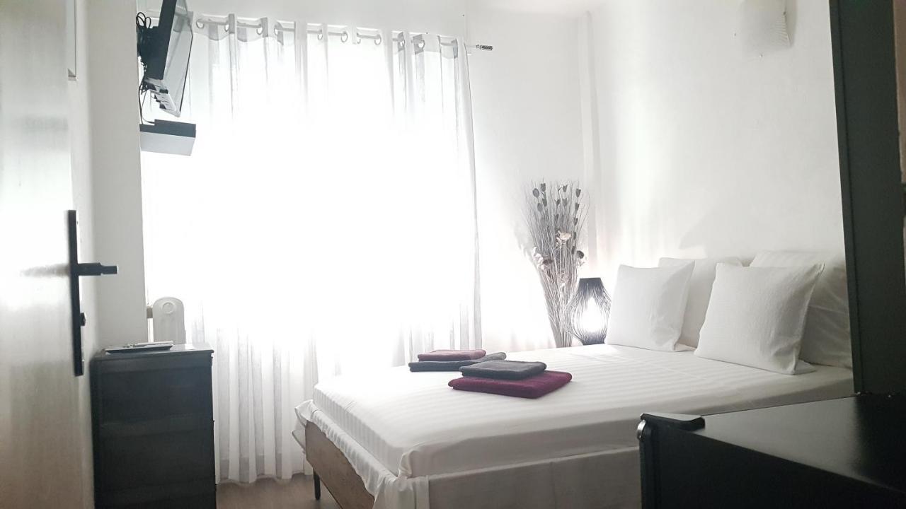 Bed and Breakfast Les Pieds Dans L'Eau Nicea Zewnętrze zdjęcie